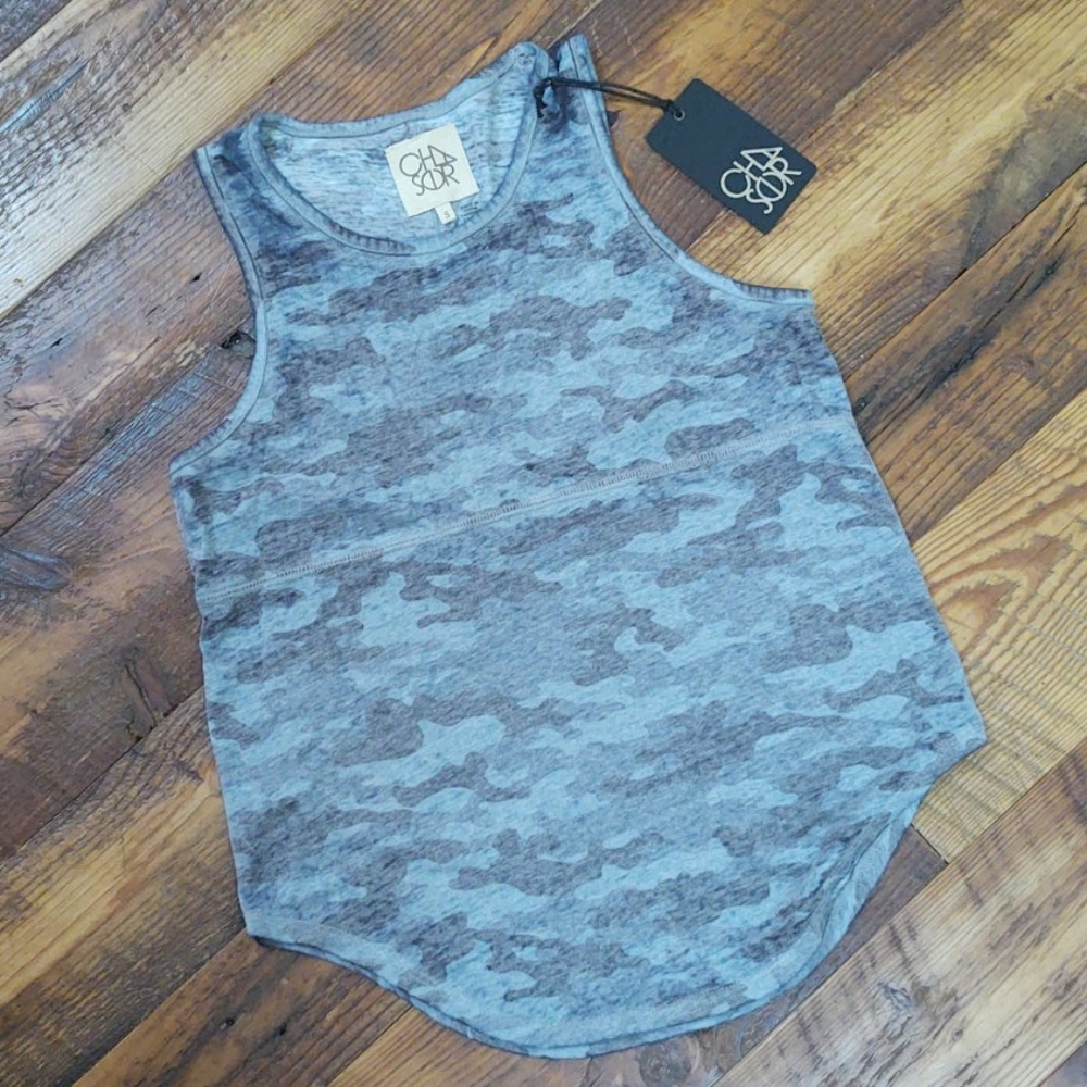 NWT Chaser Camouflage Tank Small
